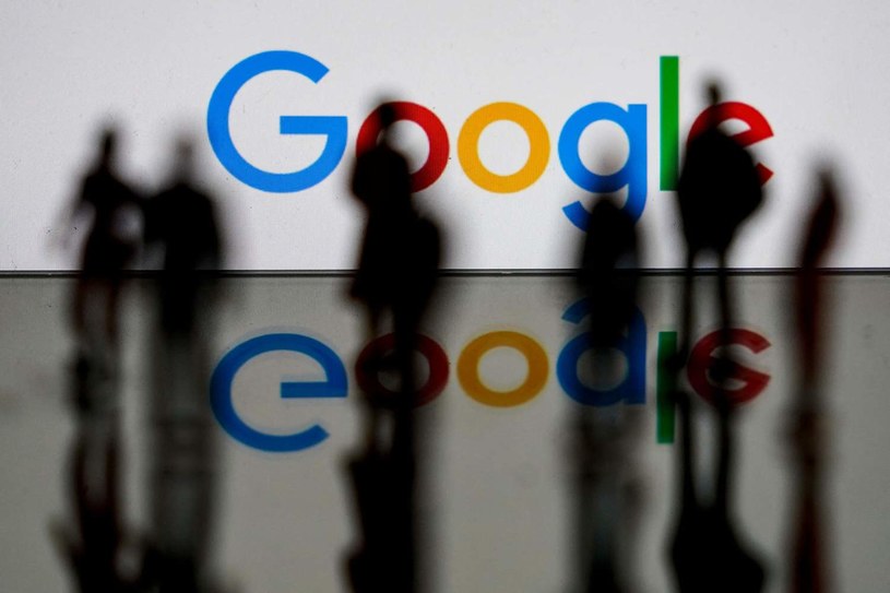Google zapowiedziało zwolnienia obejmujące 12 tys. etatów. To ponad 6 proc. wszystkich pracowników /AFP
