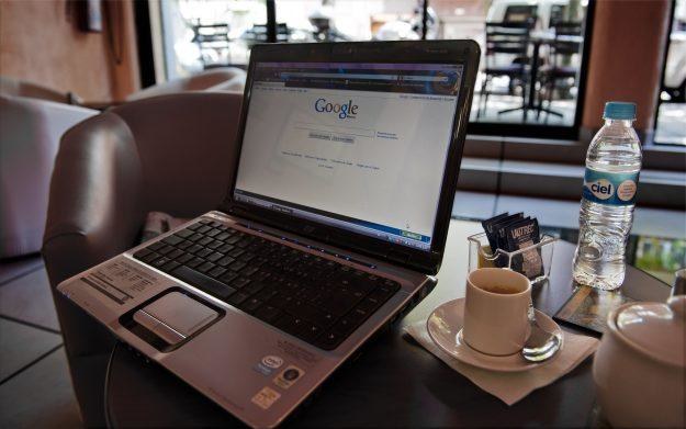 Google zostało uznane najbardziej niebezpieczną witryną internetową 2010 /AFP