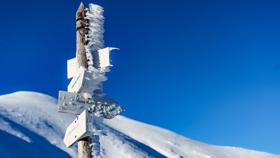Goprowcy odradzają wycieczki w górne partie Karkonoszy 