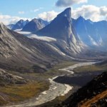 Góra nazwana na cześć boga piorunów. Jest wyjątkowa