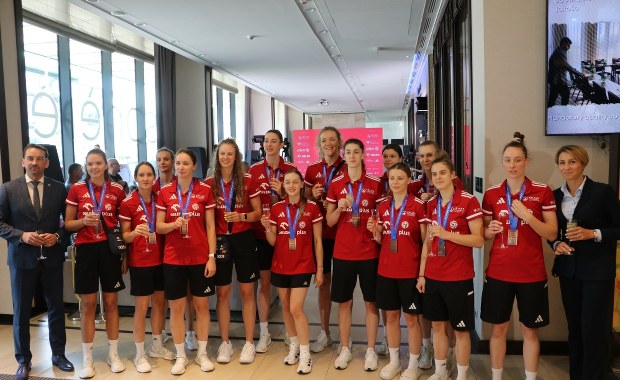 Gorące powitanie polskich siatkarek. Zdobyły medal Ligi Narodów