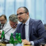 Gorąco na posiedzeniu sejmowej komisji. Oskarżenia, niecenzuralne słowa, alkomat