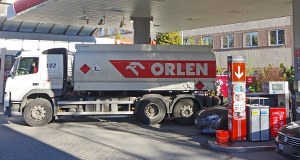 Gorąco na rynku paliw. Rząd zmienia limity dla kierowców cystern