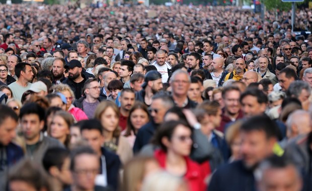 Gorąco na ulicach Belgradu. Masowe demonstracje antyrządowe