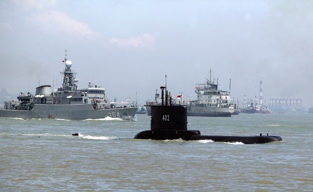 Gorączkowe poszukiwania zaginionego okrętu podwodnego. „Tlen mógł się już wyczerpać”