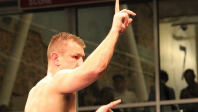 „Góral” lepszy niż „Dynamit”. Adamek zwycięsko wraca na ring 
