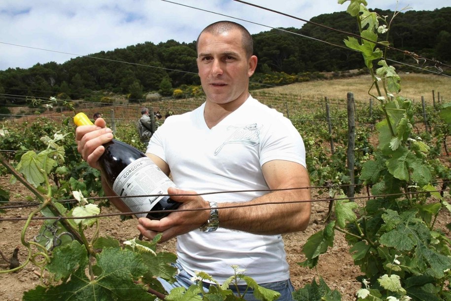 Gorgona przyciąga turystów i miłośników wina /New Press Photo / Splash News /East News