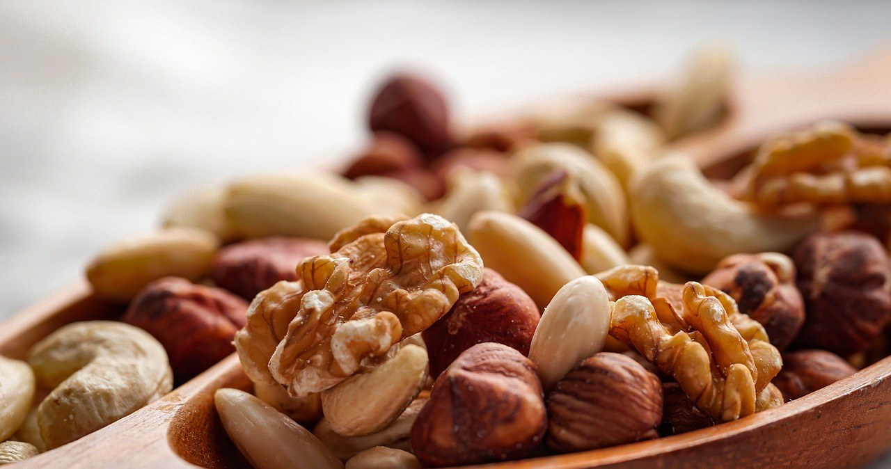 Горіхи - класичний інгредієнт святкових тортів та пирогів /pixabay.com