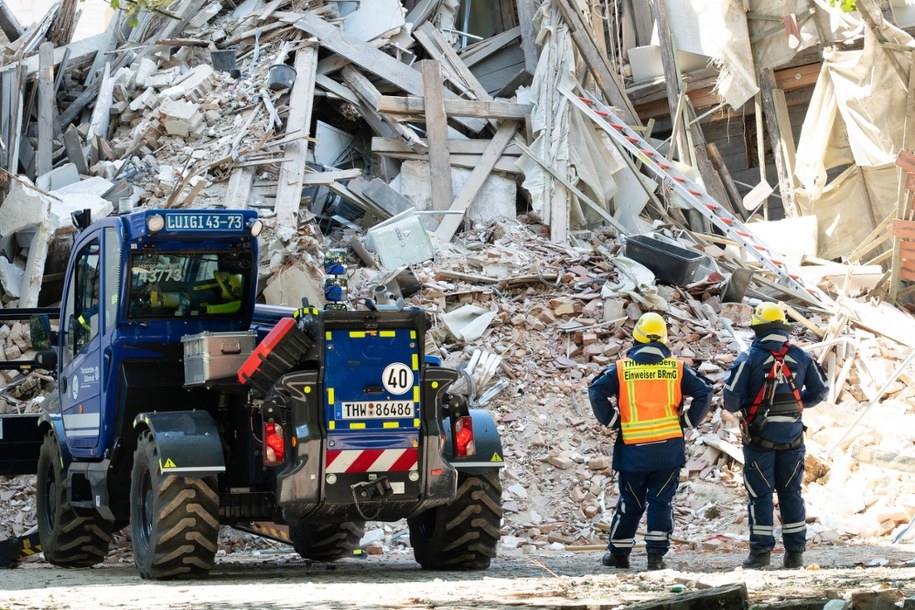 Görlitz. Kamienica zawaliła się najprawdopodobniej w wyniku wybuchu gazu /Sebastian Kahnert  /PAP/EPA