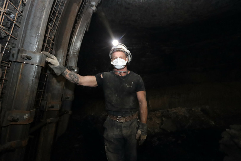Górnicy dostają sowite odprawy. Zdj. ilustracyjne /Łukasz Kaczanowski /Polska Press/East News