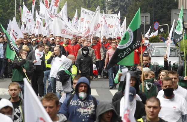 Górnicy przesuwają termin warszawskiej demonstracji /Andrzej Grygiel /PAP