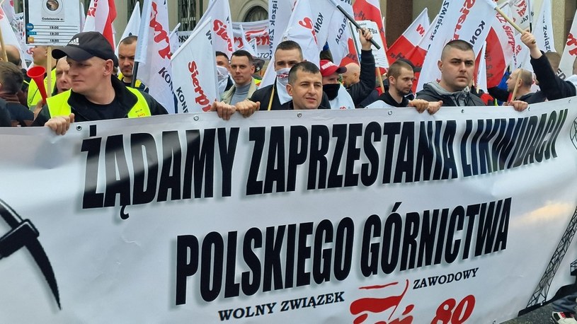 Górnicy z Solidarność 80 protestują w Warszawie //Komisja Krajowa WZZ "Sierpień 80" /facebook.com  /