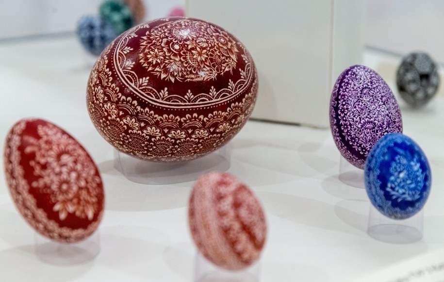 Górnośląskie Kroszonki" w Muzeum Górnośląskim w Bytomiu /Andrzej Grygiel /PAP