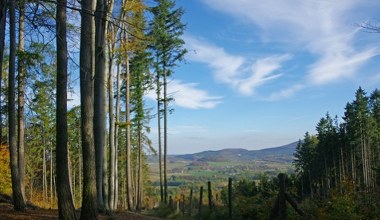 Góry nieodkryte przez turystów. Znajdziemy je na granicy z Czechami