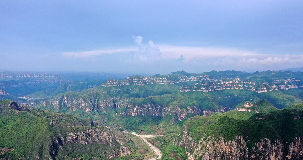 Góry Taihang zlokalizowane w krainie Pingshun niedaleko miasta Changzhi /AFP