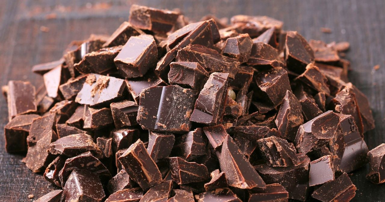 Gorzka czekolada może spowolnić proces starzenia się /ajafoto /Canva Pro