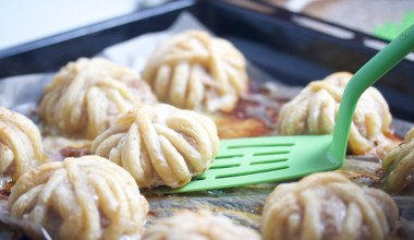 Goście zawsze o nie pytają. Nietypowa przekąska z niespodzianką w środku