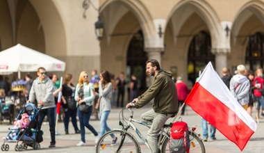 Gospodarka coraz bliżej odbicia? Na razie działa głównie jeden silnik, ale i on może zgasnąć