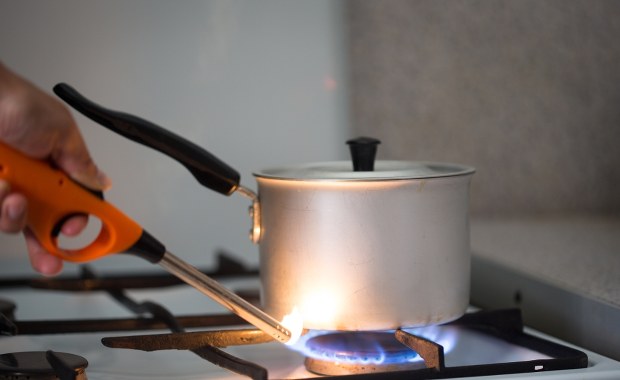 Gotowanie na gazie szkodzi zdrowiu? Naukowcy ostrzegają przed benzenem