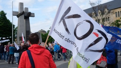 "GPC": KOD się rozpada. Kolejni członkowie opuszczają stowarzyszenie