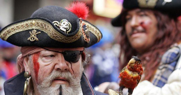 "Gra o tron" to ulubiony serial internetowych piratów /AFP