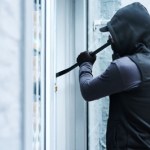 Grabież obrazów wartych miliony. Zakapturzeni złodzieje wdarli się do willi