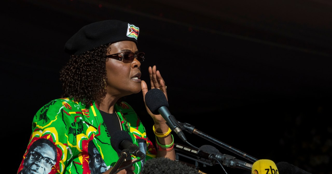 Grace Mugabe, żona prezydenta Zimbabwe Roberta Mugabego /Jekesai NJIKIZANA /AFP