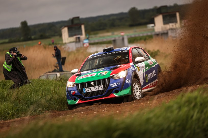 Gracjan Predko i Sebastian Sadowski (Peugeot 208 Rally4) /