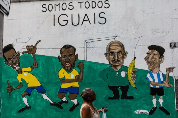 Graffiti w Rio de Janeiro z okazji mistrzostw świata /Antonio Lacerda /PAP/EPA