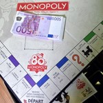 Grali w Monopoly. Skończyli w szpitalu z ranami zadanymi samurajskim mieczem