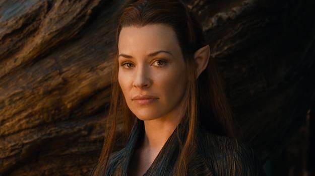 Grana przez Evangeline Lilly Tauriel to postać, której nie ma w książce J.R.R. Tolkiena /materiały dystrybutora