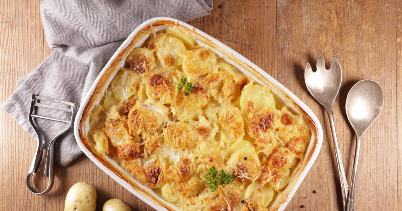 Gratin to danie ziemniaczane z kuchni francuskiej. /123RF/Picsel, 123RF/Picsel /Pixel