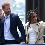 Gratulacje i prezenty. Ciężarna Meghan Markle po raz pierwszy pokazała się publicznie