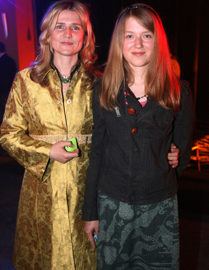 Grażyna Błęcka-Kolska z córką Zuzanną, 2006 rok /Piotr Fotek /Reporter