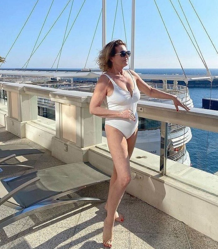 Grażyna Szapołowska w kostiumie kąpielowym /@grazyna_szapolowska /Instagram