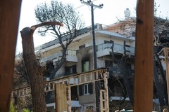 ​Grecja po śmiercionośnych pożarach: Odbudowa zniszczeń potrwa rok