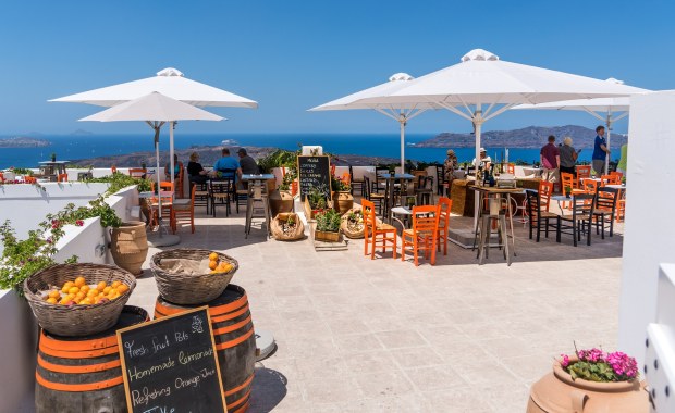 Grecja znosi kwarantannę. Co z wakacjami?