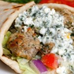 Grecki specjał zrobisz w domu. Obłędna pita z sosem tzatziki