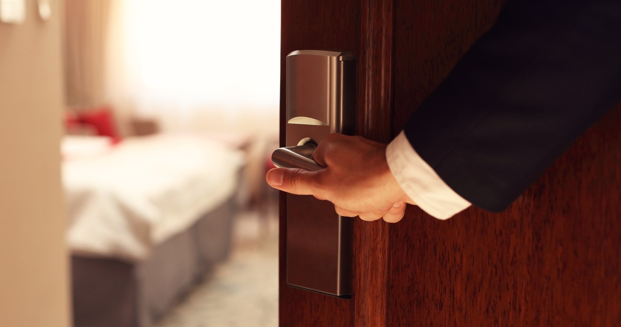 Grecki związek zawodowy publikuje obowiązki hotelarzy i prawa rezerwujących pokoje /123RF/PICSEL