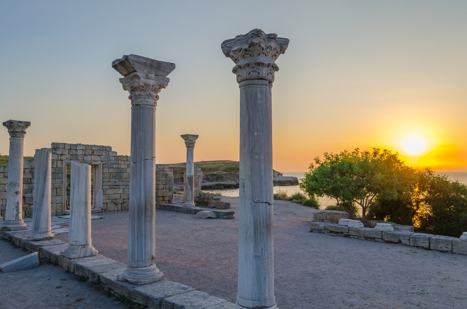 Greckie ruiny w Sewastopolu na okupowanym Krymie /Shutterstock