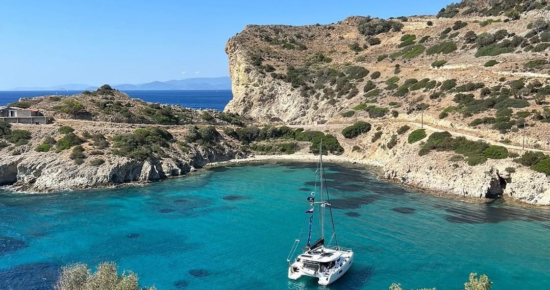 Грецький острів Егіна зачаровує своєю красою /Domena publiczna