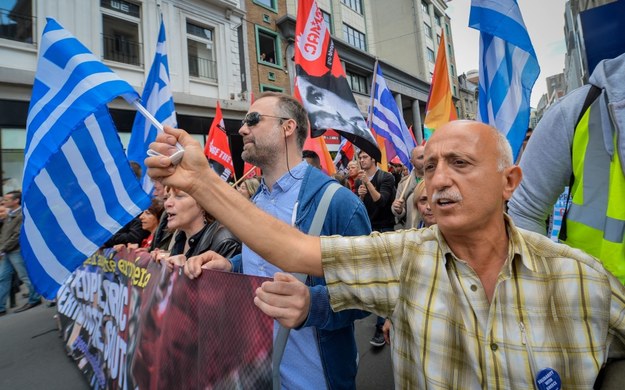 Grecy sprzeciwiają się planownym oszczędnościom /STEPHANIE LECOCQ  /PAP/EPA