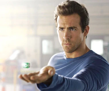 "Green Lantern" [trailer]