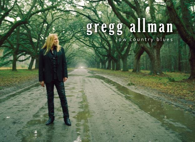Gregg Allman na okładce płyty "Low Country Blues" /