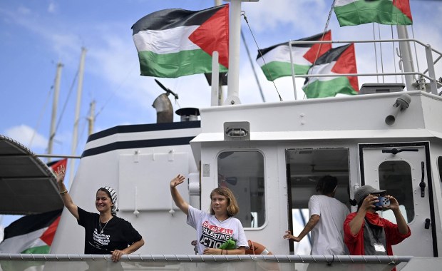 Greta Thunberg zmierza do Strefy Gazy. Izrael ostrzega