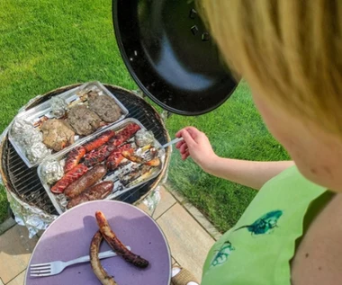Grill we własnym ogrodzie lub na działce? Uważaj, za to dostaniesz mandat