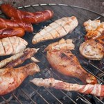 Grillowane mięso zawiera szkodliwe związki chemiczne. Jak zmniejszyć ich stężenie?