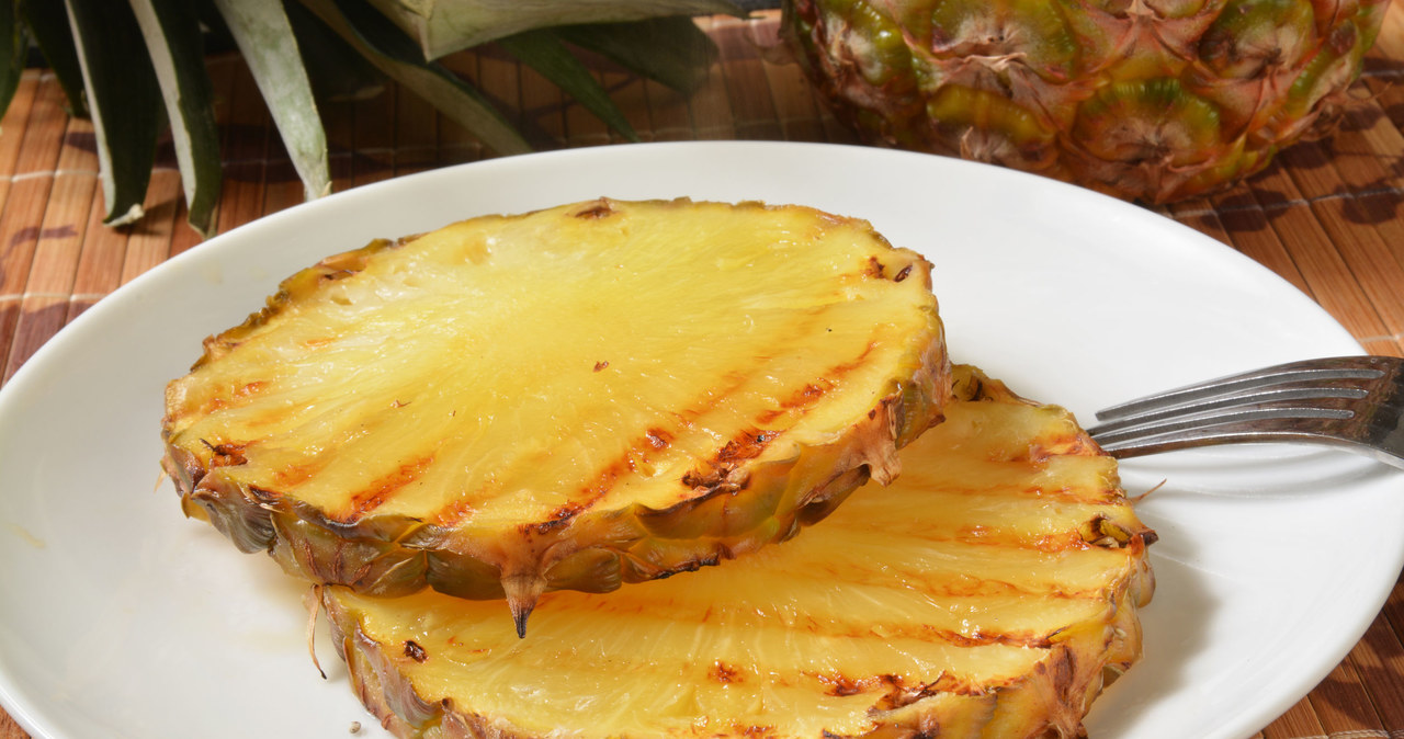 Grillowany ananas /123RF/PICSEL