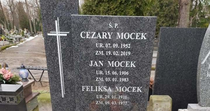 Grób Cezarego Mocka /pomponik exclusive /pomponik.pl