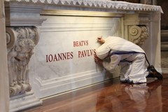 Grób Jana Pawła II w Kaplicy Św. Sebastiana